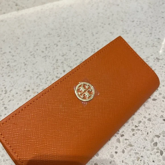 Tory Burch Brand New Glasses Case - Picture 3 of 5